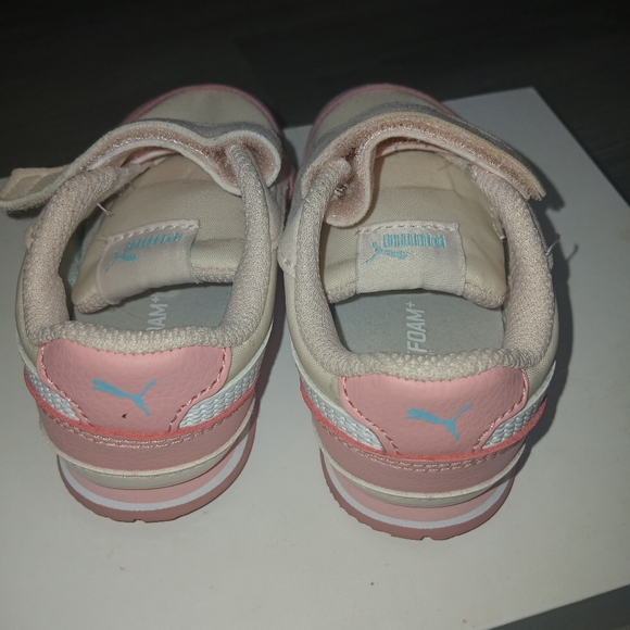 PUMA Toddler Girls St Runner Hook and Loop Sneaker Rosewater Peony Puma White - Picture 3 of 6